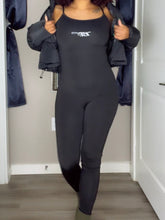 Cargar imagen en el visor de la galería, Show Off ✨Jumpsuit