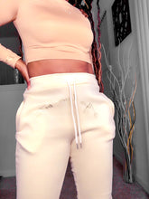 Load image into Gallery viewer, ✨Level Up✨Croptop
